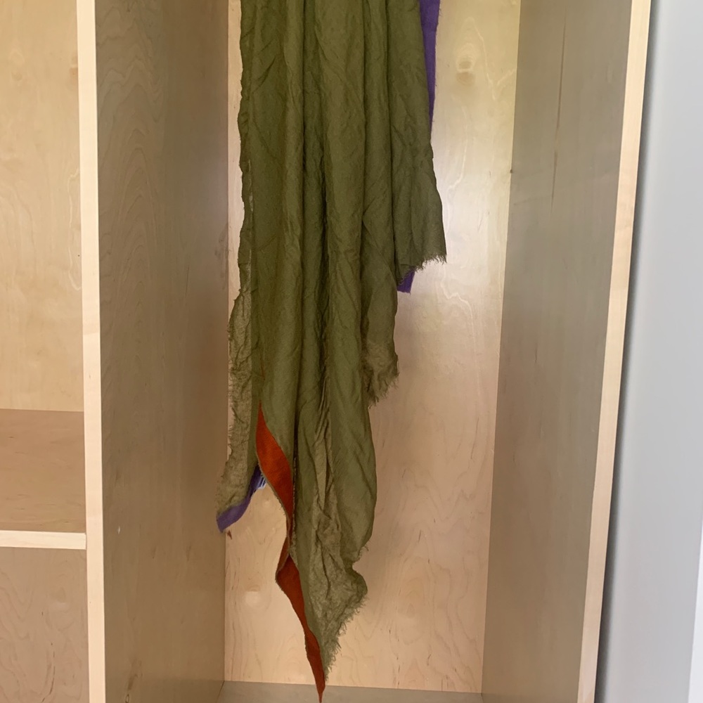 Cashmere scarf